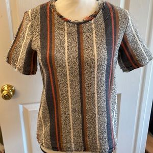 Great like new top perfect with denim. Ann Taylor XS